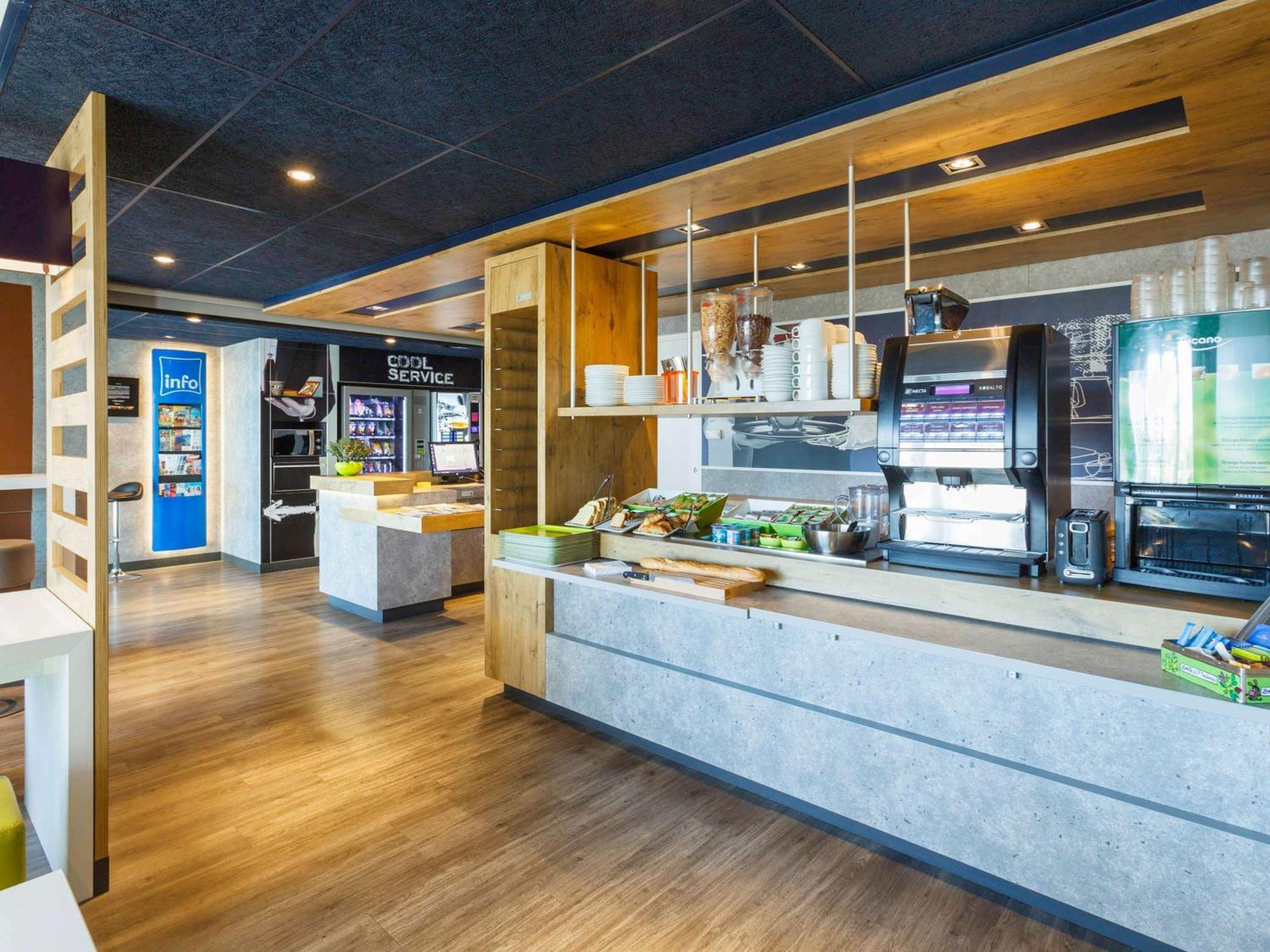Ibis Budget Les Sables D'Olonne Exterior foto